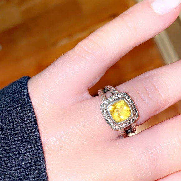 Petite Albion Ring with Citrine and Diamonds - Picture 4 of 6